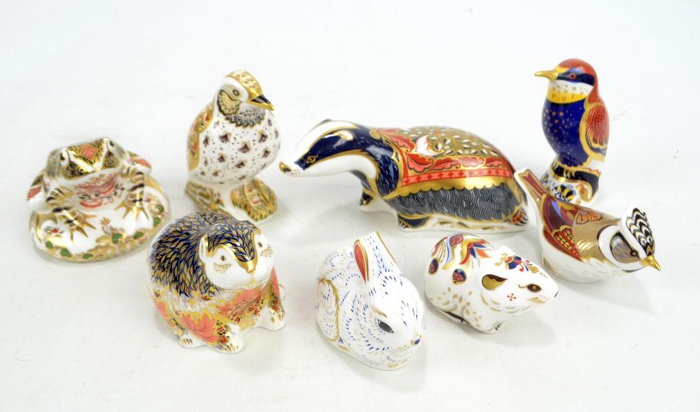 Eight Royal Crown Derby paperweights modelled as various animals ...