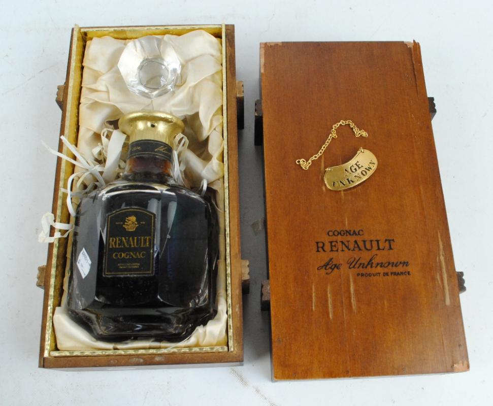 A bottle of Renault 'age unknown', Cognac with clear cut glass 